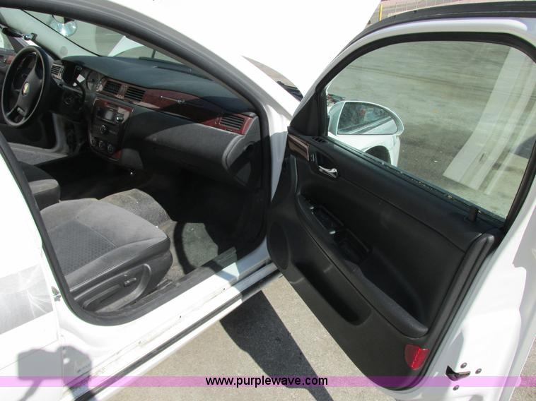 image for item AB9380 2006 Chevrolet Impala Police