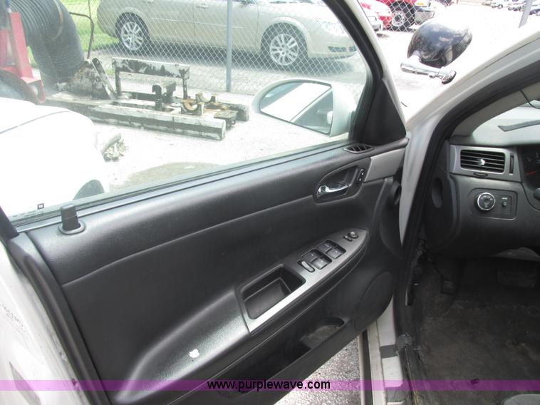 image for item AB9382 2007 Chevrolet Impala Police