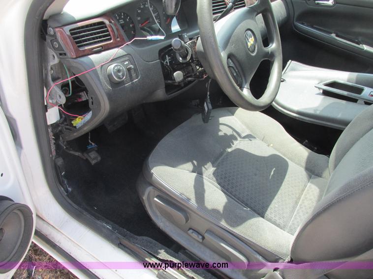 image for item AB9383 2006 Chevrolet Impala Police