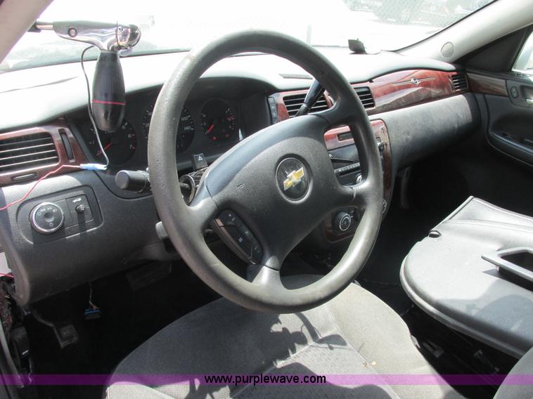 image for item AB9383 2006 Chevrolet Impala Police