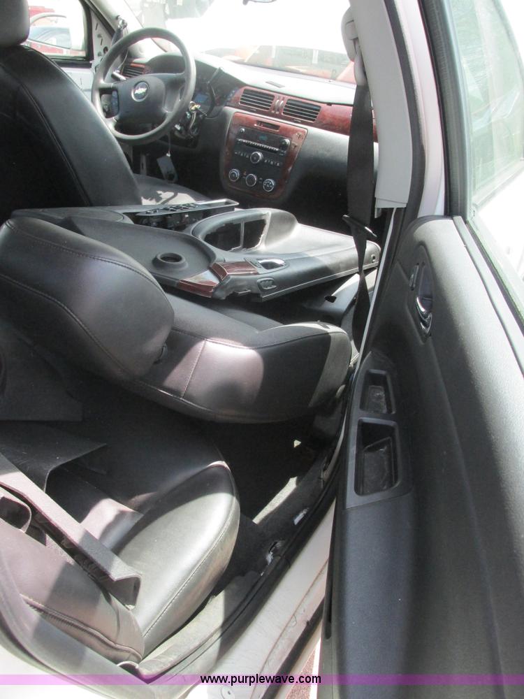 image for item AB9383 2006 Chevrolet Impala Police