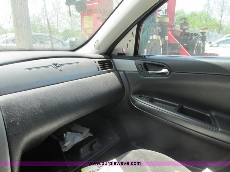 image for item AB9385 2007 Chevrolet Impala Police