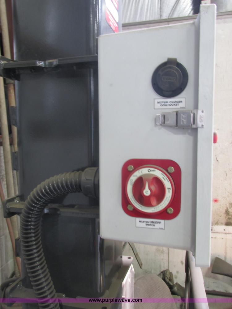 image for item AB9396 (4) Gray WPLS-160F portable lift system