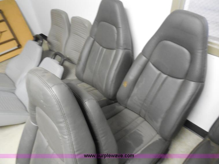 image for item AD9391 (14) pull out seats