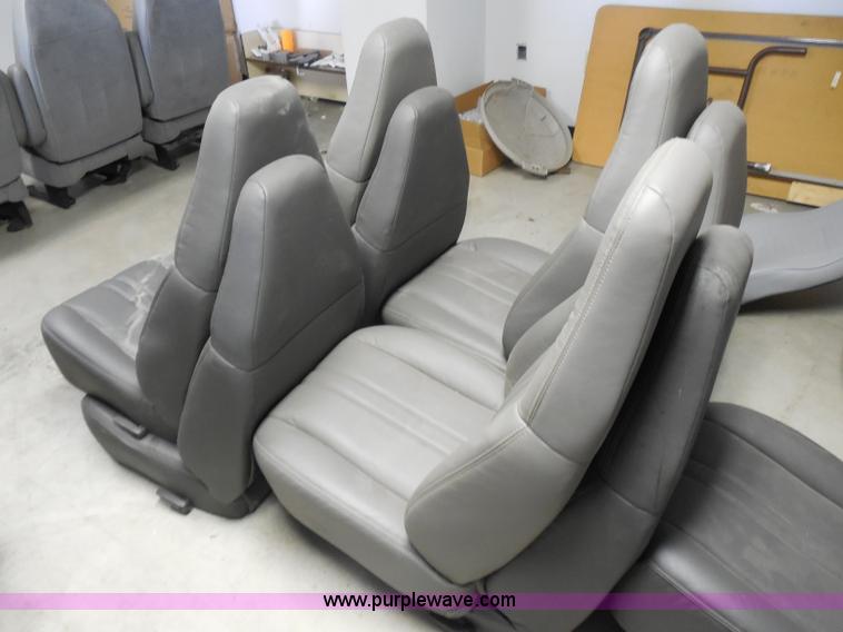 image for item AD9391 (14) pull out seats