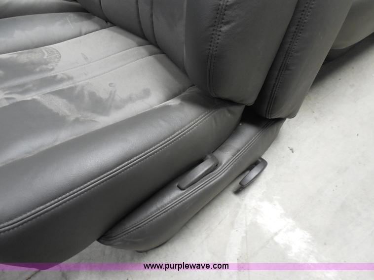 image for item AD9391 (14) pull out seats