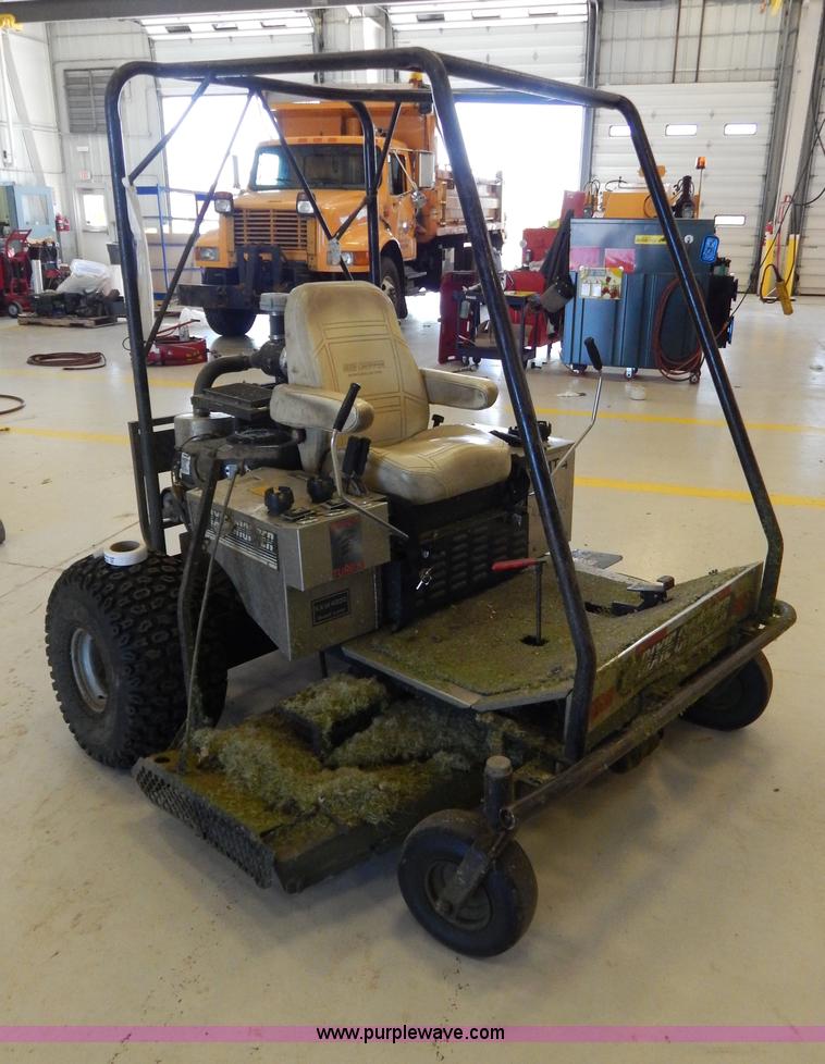 image for item AE9891 Dixie Chopper XXW4000 Quad Loop ZTR mower