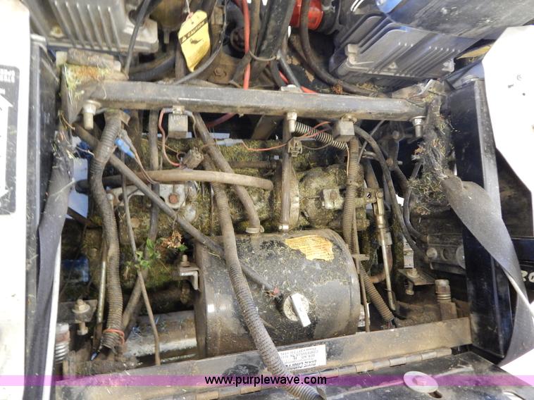 image for item AE9891 Dixie Chopper XXW4000 Quad Loop ZTR mower