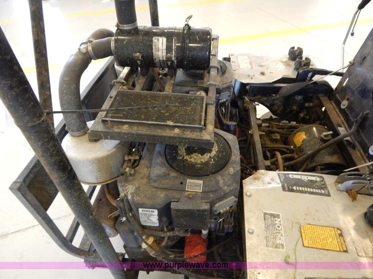 image for item AE9891 Dixie Chopper XXW4000 Quad Loop ZTR mower