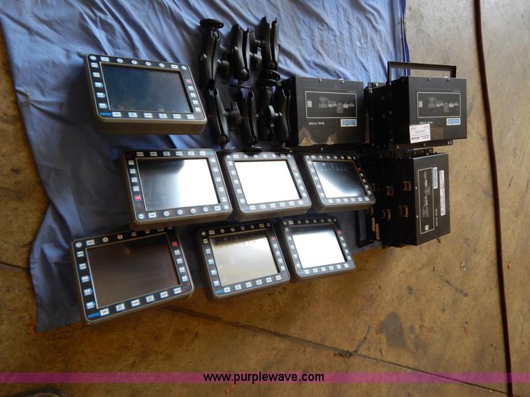 image for item AE9938 (7) mobile data terminals