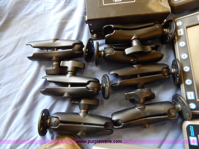 image for item AE9938 (7) mobile data terminals