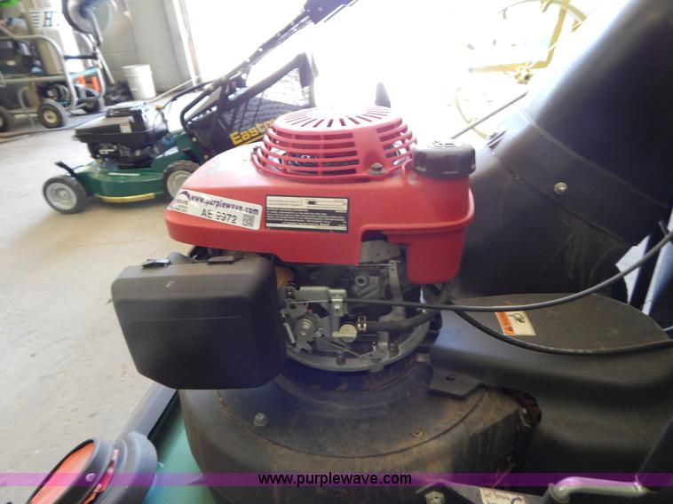 image for item AE9972 Billy Goat multi vac