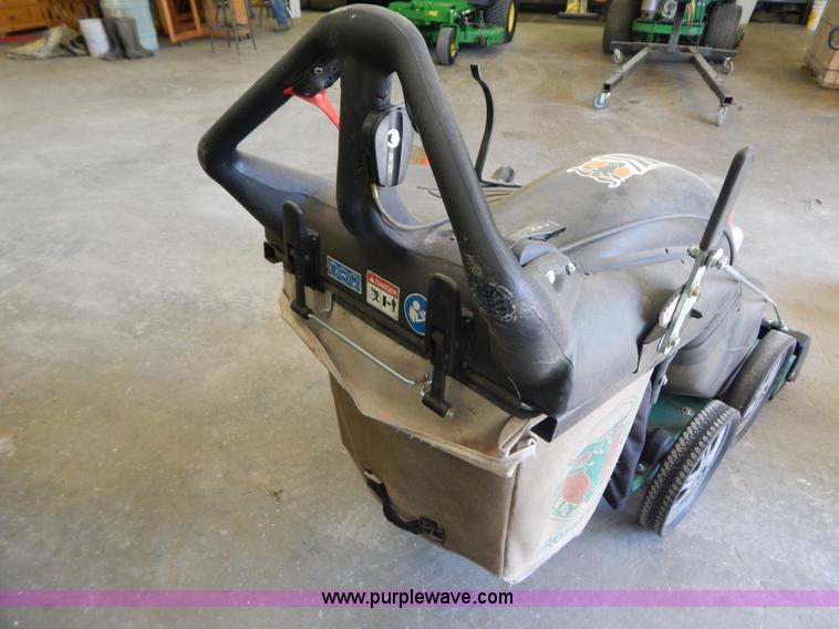 image for item AE9972 Billy Goat multi vac