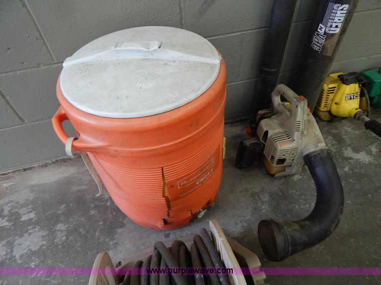 image for item AE9975 (4) string trimmers