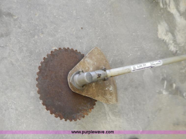 image for item AE9975 (4) string trimmers