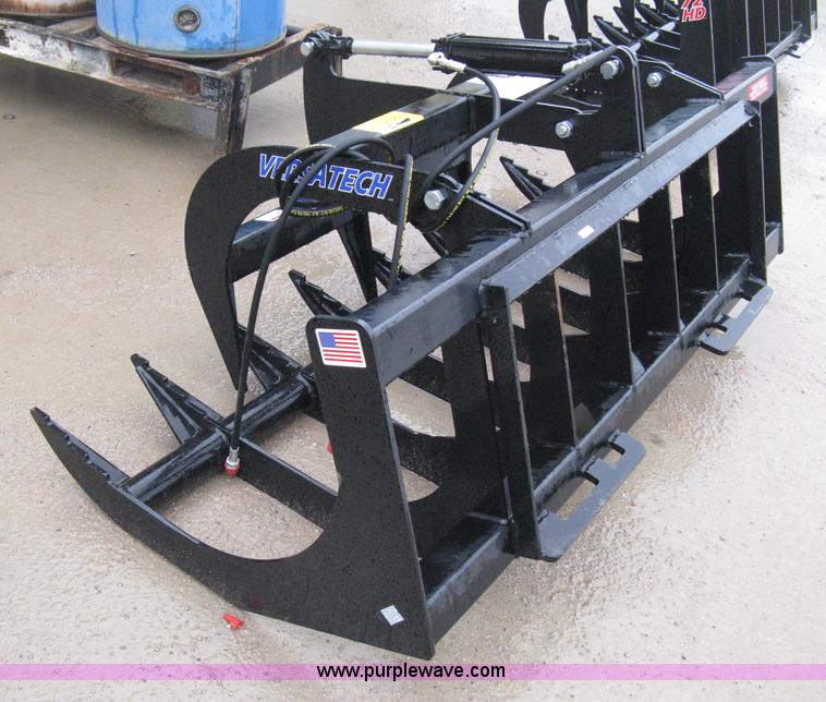 image for item C1095 Versatech single cylinder grapple attachment