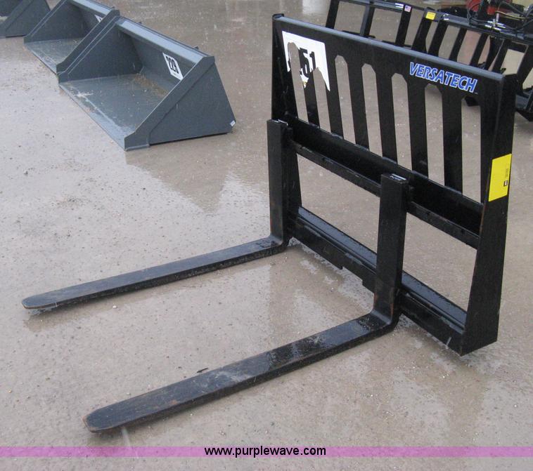 image for item C1096 Versatech pallet fork attachment