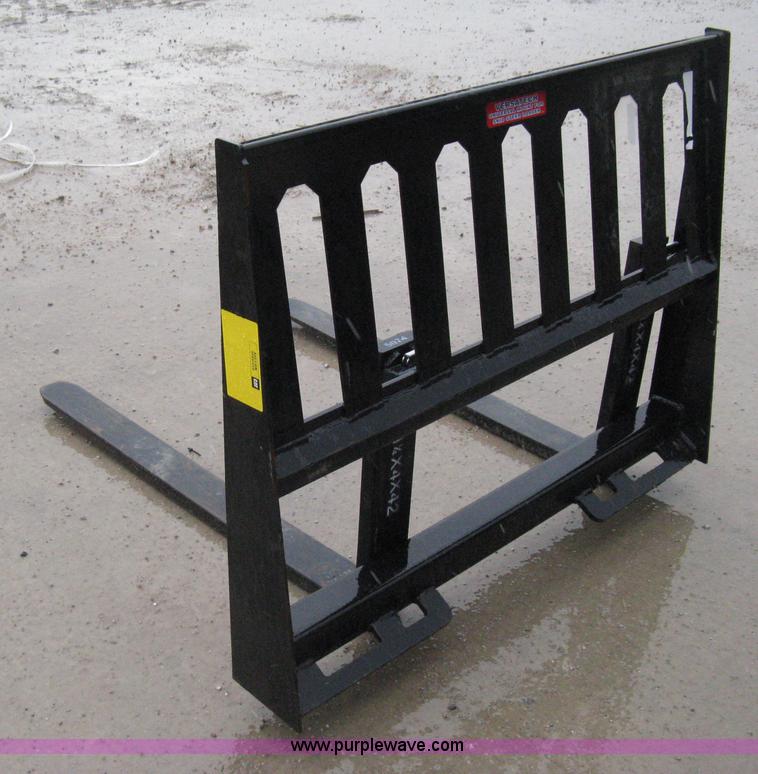 image for item C1096 Versatech pallet fork attachment