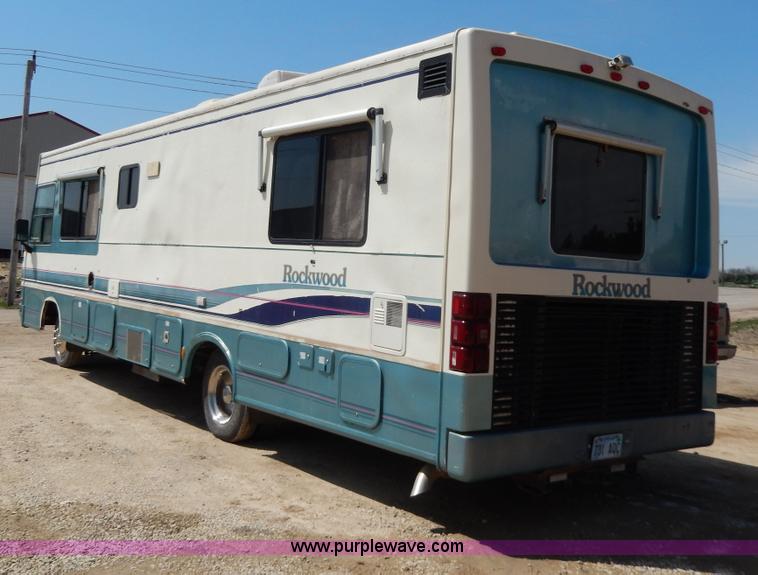 image for item D8066 1993 Rockwood Embassy Series A6322 recreational vehicle