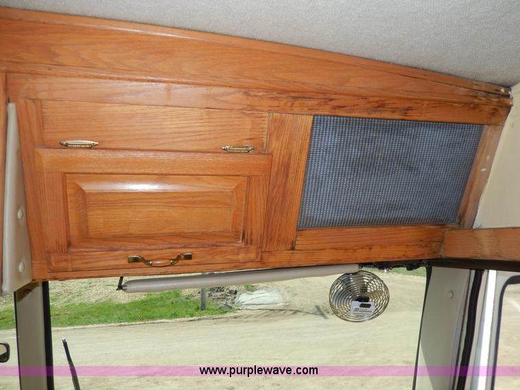 image for item D8066 1993 Rockwood Embassy Series A6322 recreational vehicle