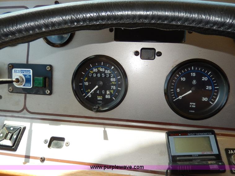 image for item D8066 1993 Rockwood Embassy Series A6322 recreational vehicle