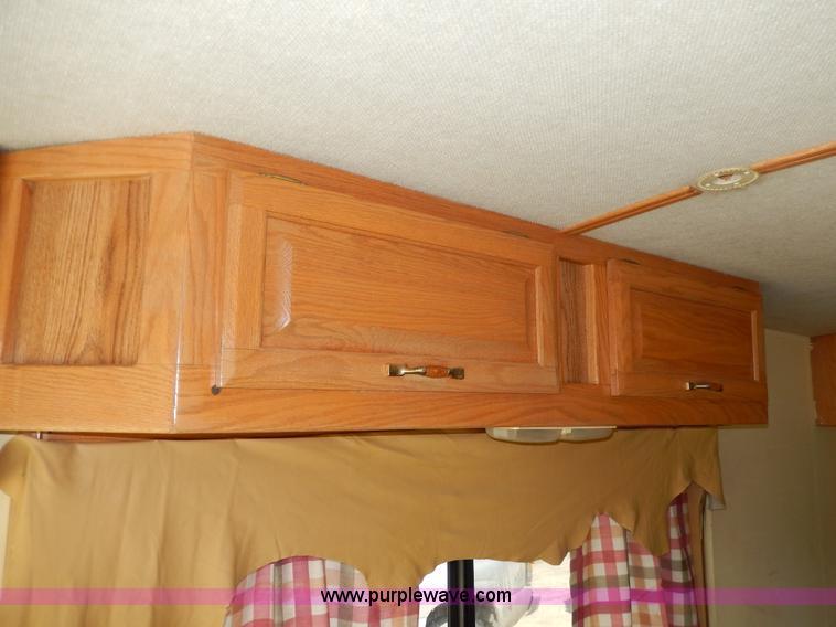 image for item D8066 1993 Rockwood Embassy Series A6322 recreational vehicle