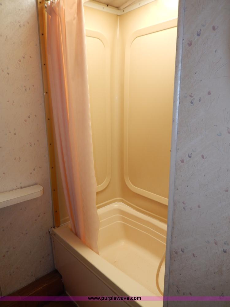 image for item D8066 1993 Rockwood Embassy Series A6322 recreational vehicle