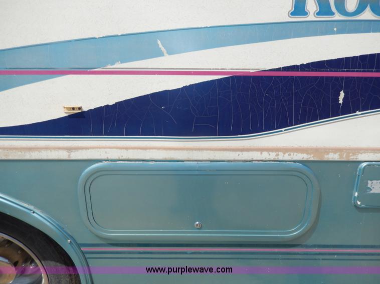 image for item D8066 1993 Rockwood Embassy Series A6322 recreational vehicle