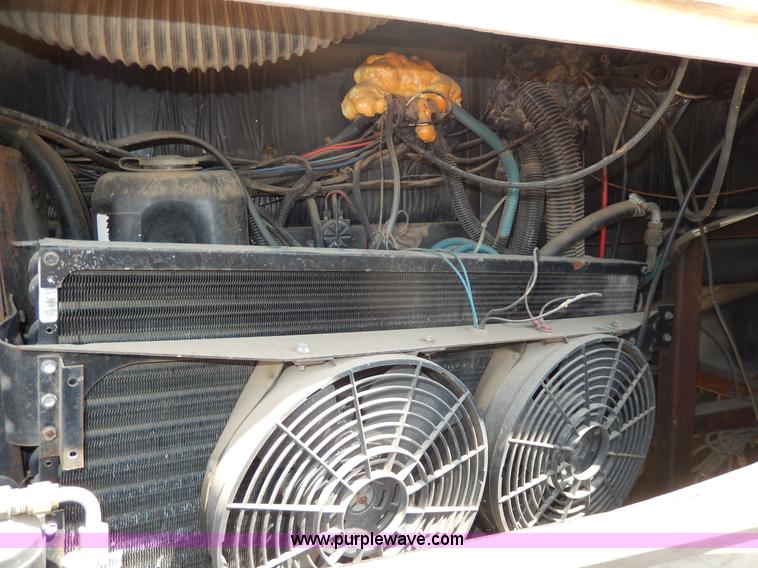 image for item D8066 1993 Rockwood Embassy Series A6322 recreational vehicle