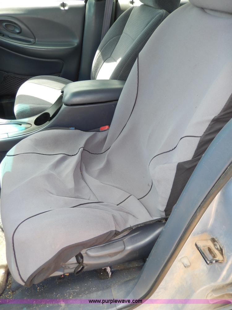 image for item D8073 1998 Ford Taurus SE