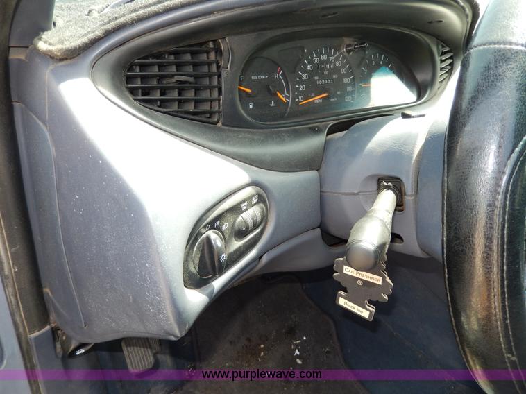image for item D8073 1998 Ford Taurus SE