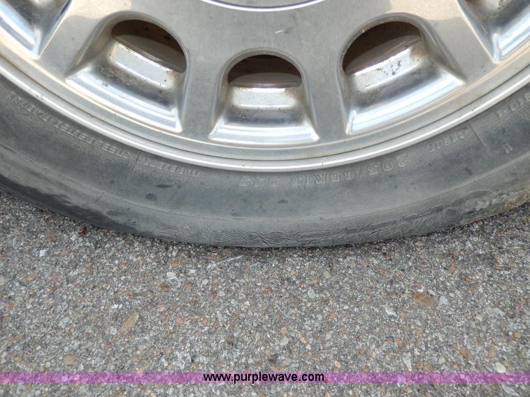 image for item D8073 1998 Ford Taurus SE