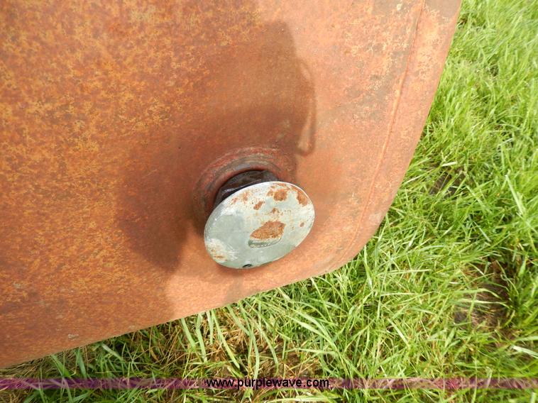 image for item D8155 500 gallon diesel fuel tank