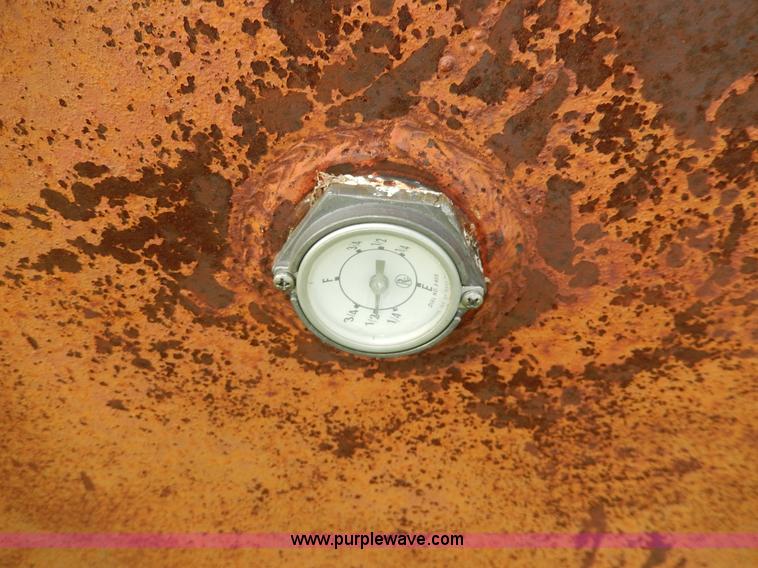 image for item D8155 500 gallon diesel fuel tank