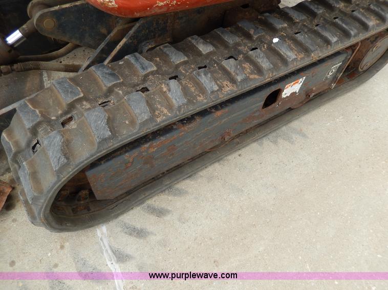 image for item D8165 2005 Ditch Witch MX9 mini excavator