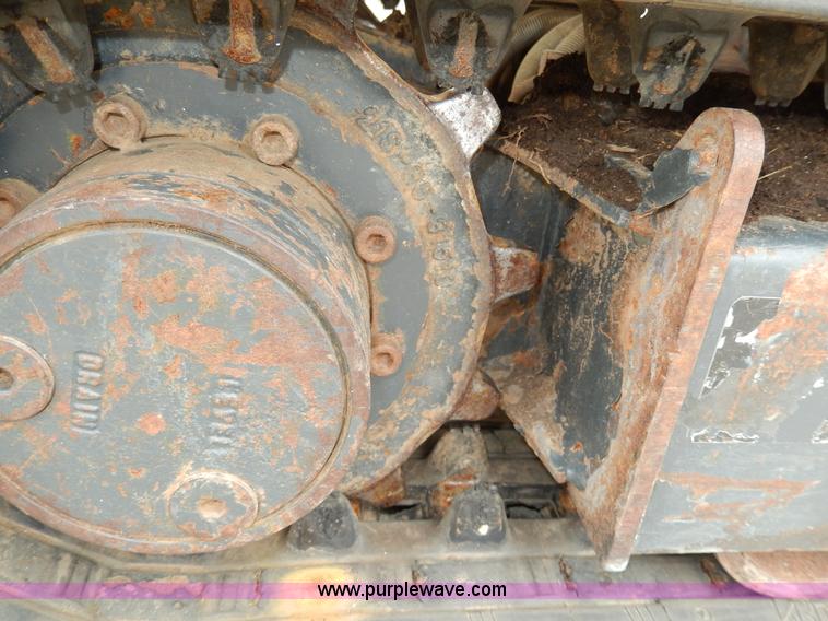 image for item D8165 2005 Ditch Witch MX9 mini excavator