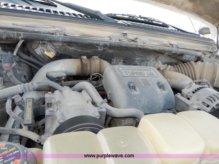 image for item D8173 1999 Ford F250 XLT Super Duty pickup truck