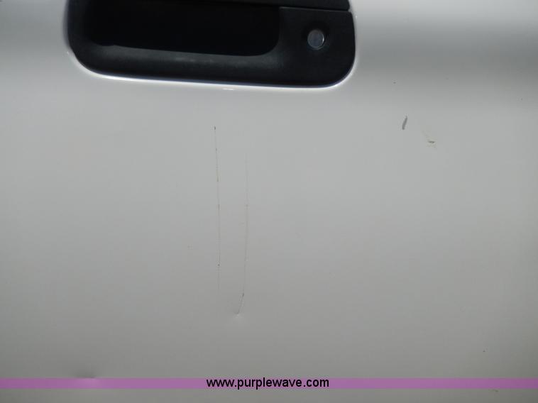 image for item D8173 1999 Ford F250 XLT Super Duty pickup truck