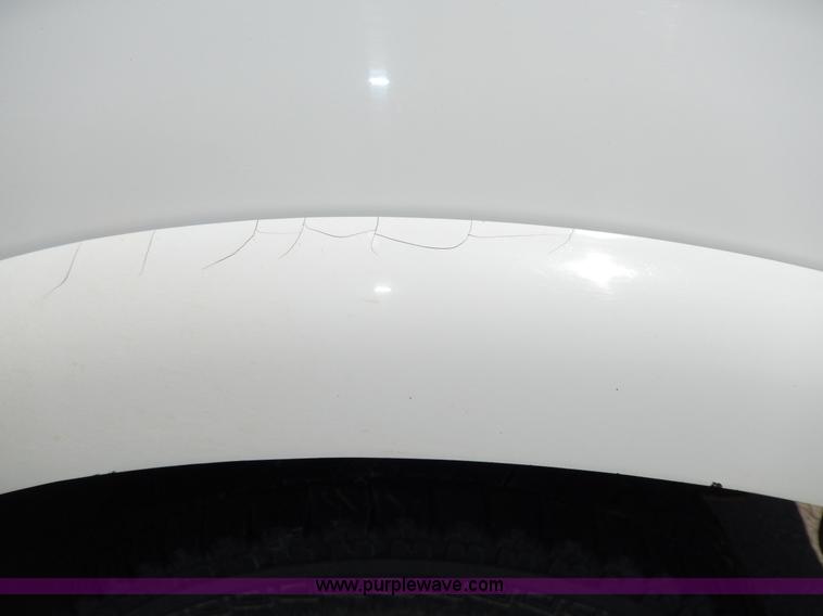 image for item D8173 1999 Ford F250 XLT Super Duty pickup truck