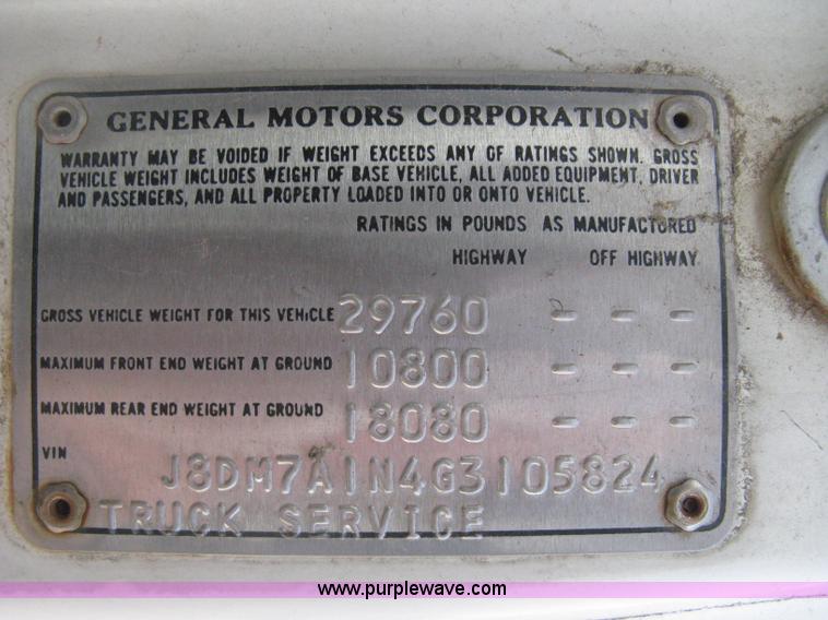 image for item E3446 1986 GMC W7 forward box truck