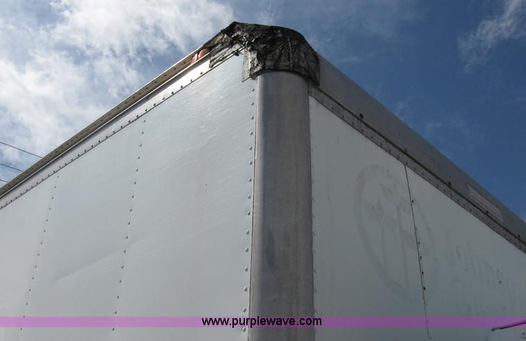 image for item E3446 1986 GMC W7 forward box truck