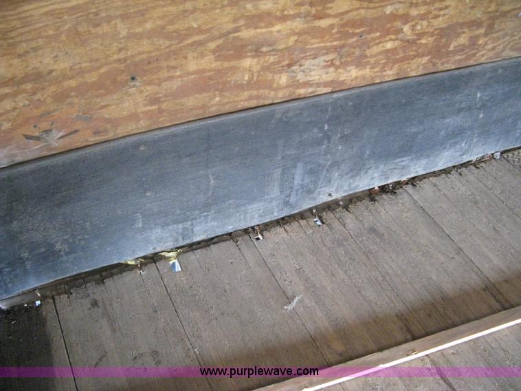 image for item E3446 1986 GMC W7 forward box truck