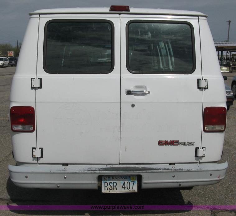 image for item E3447 1995 GMC Vandura G2500 van