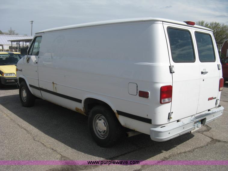image for item E3447 1995 GMC Vandura G2500 van