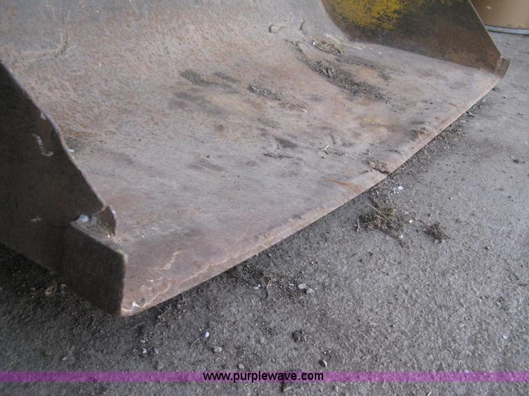 image for item E3453 1978 Ford CL40 skid steer