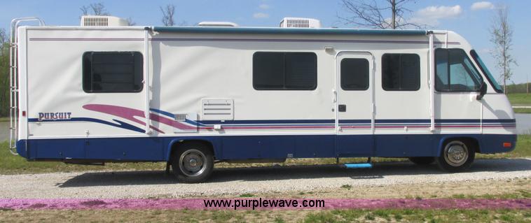 image for item E7202 1996 Georgia Boy Pursuit recreational vehicle