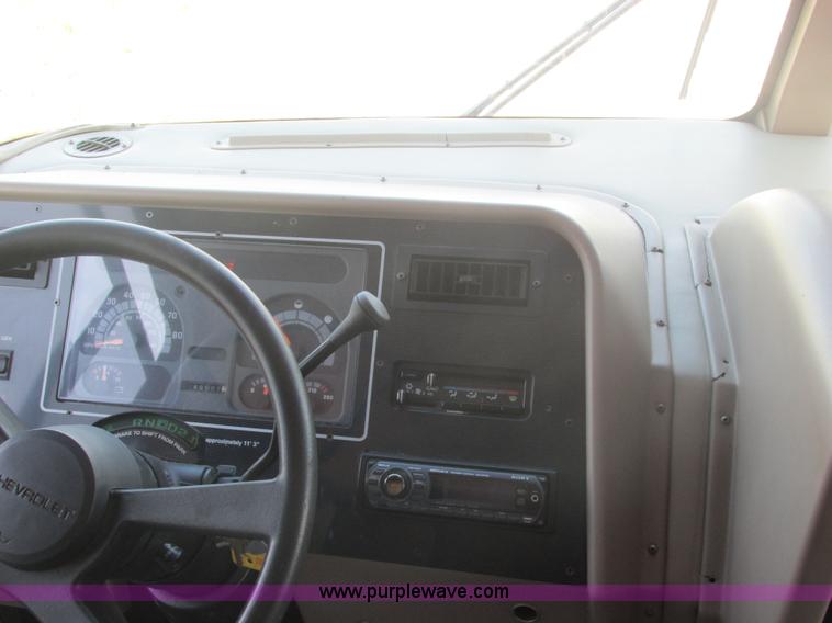 image for item E7202 1996 Georgia Boy Pursuit recreational vehicle