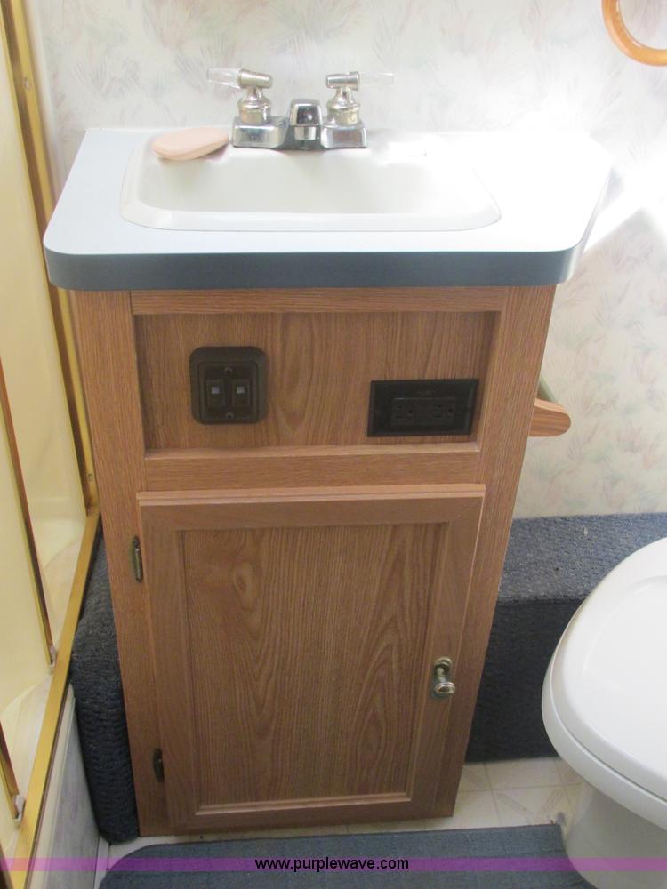 image for item E7202 1996 Georgia Boy Pursuit recreational vehicle