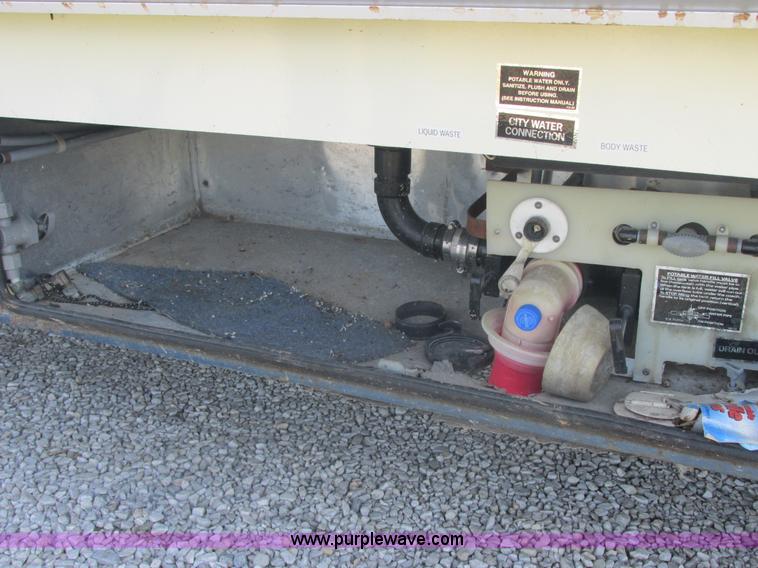 image for item E7202 1996 Georgia Boy Pursuit recreational vehicle