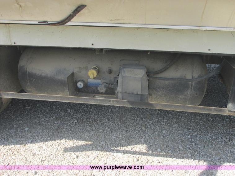 image for item E7202 1996 Georgia Boy Pursuit recreational vehicle